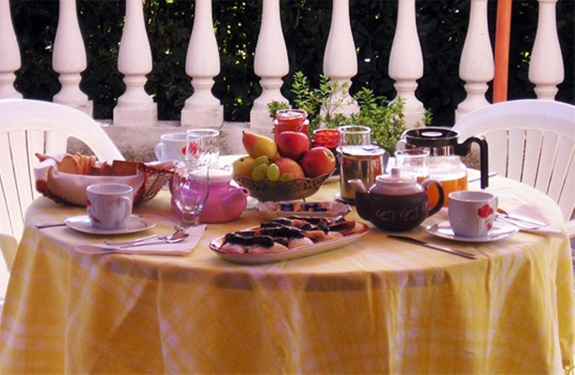 Bed&Breakfast Pieffe Frascineto Exterior foto
